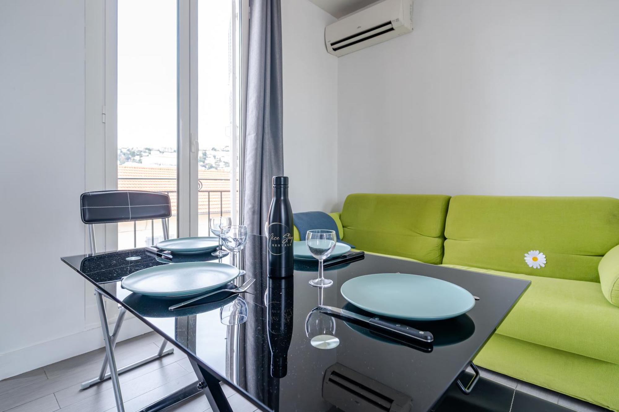 Top Floor Terrace - Dernier Etage Terrasse Cosy نيس المظهر الخارجي الصورة